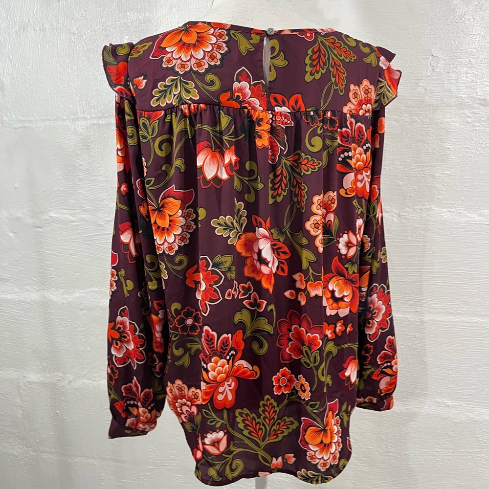 LOFT FLORAL PULLOVER TOP WITH RUFFLE DETAIL (a239) - Picture 5 of 14